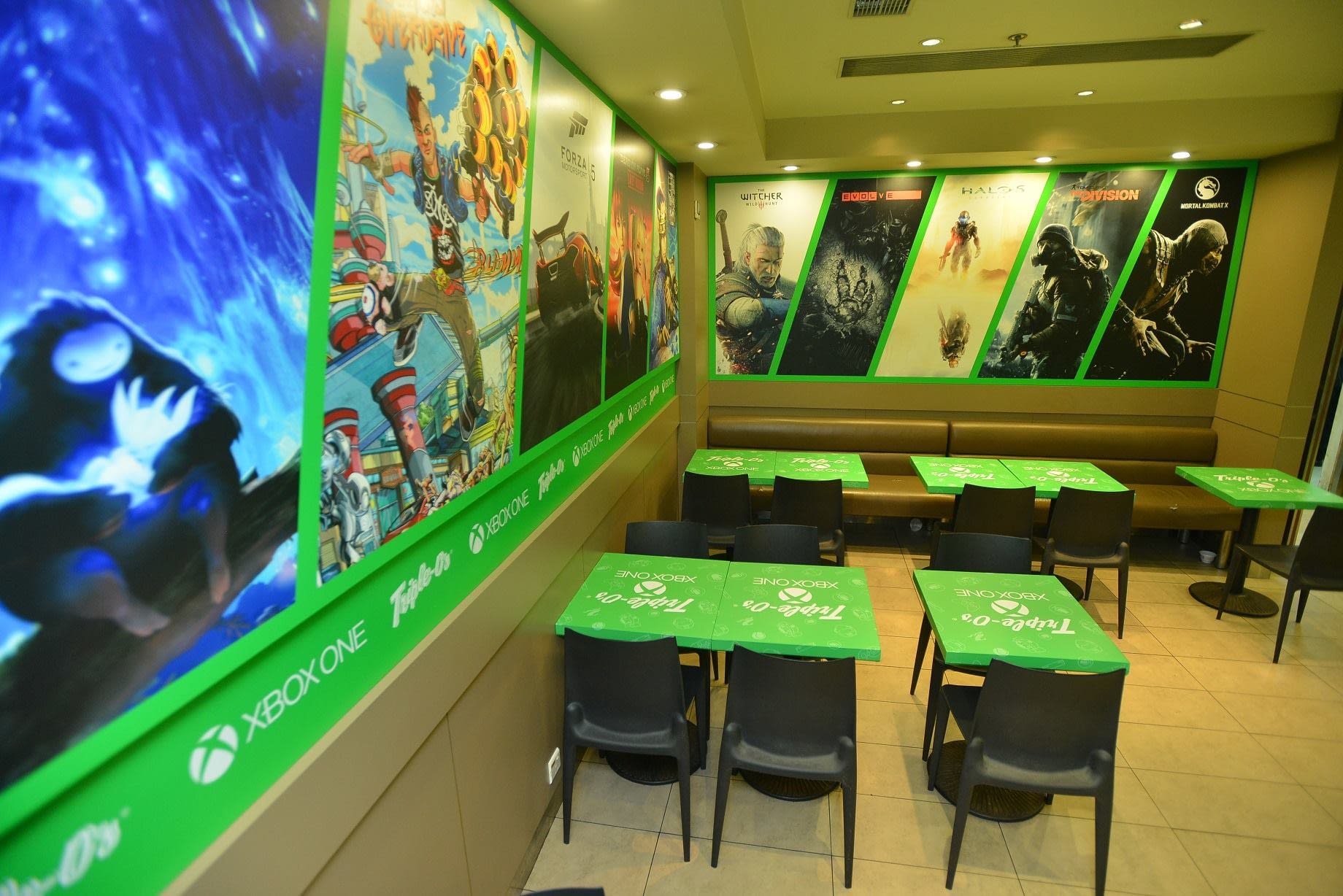 If You're In Hong Kong, Go To The Xbox Restaurant And Get An Xbox One