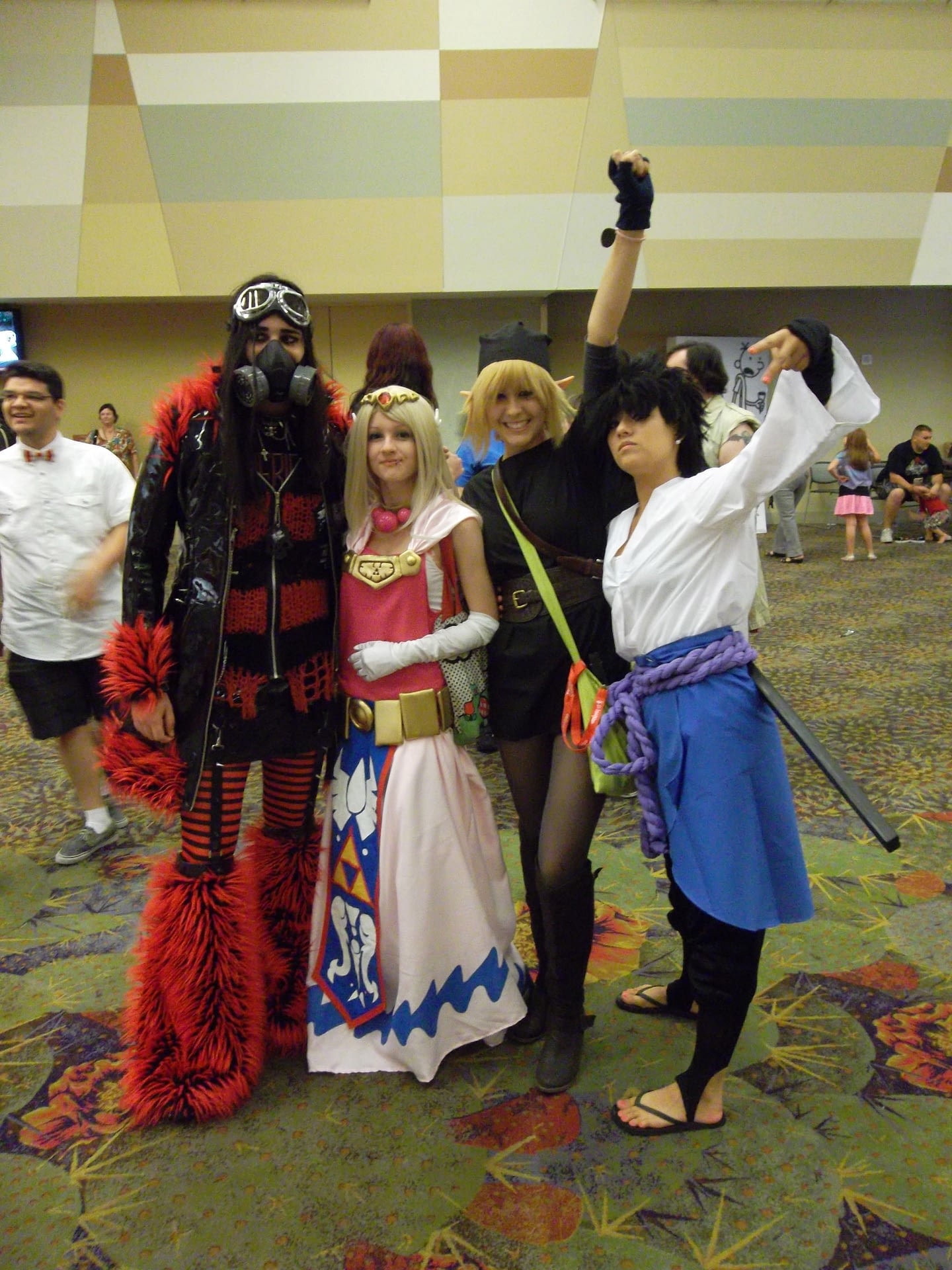 Cosplay Round-Up: Phoenix Comicon, Day Two