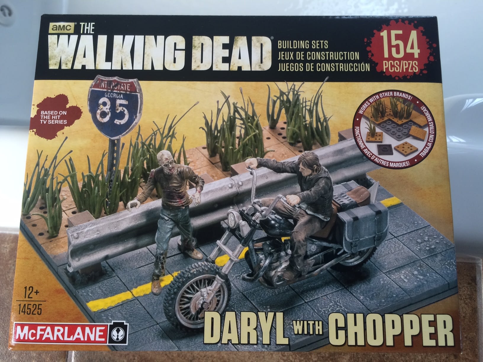 MCFARLANE THE WALKING DEAD AMC BUILDING SETS DARYL WITH CHOPPER 14525 154PCS!