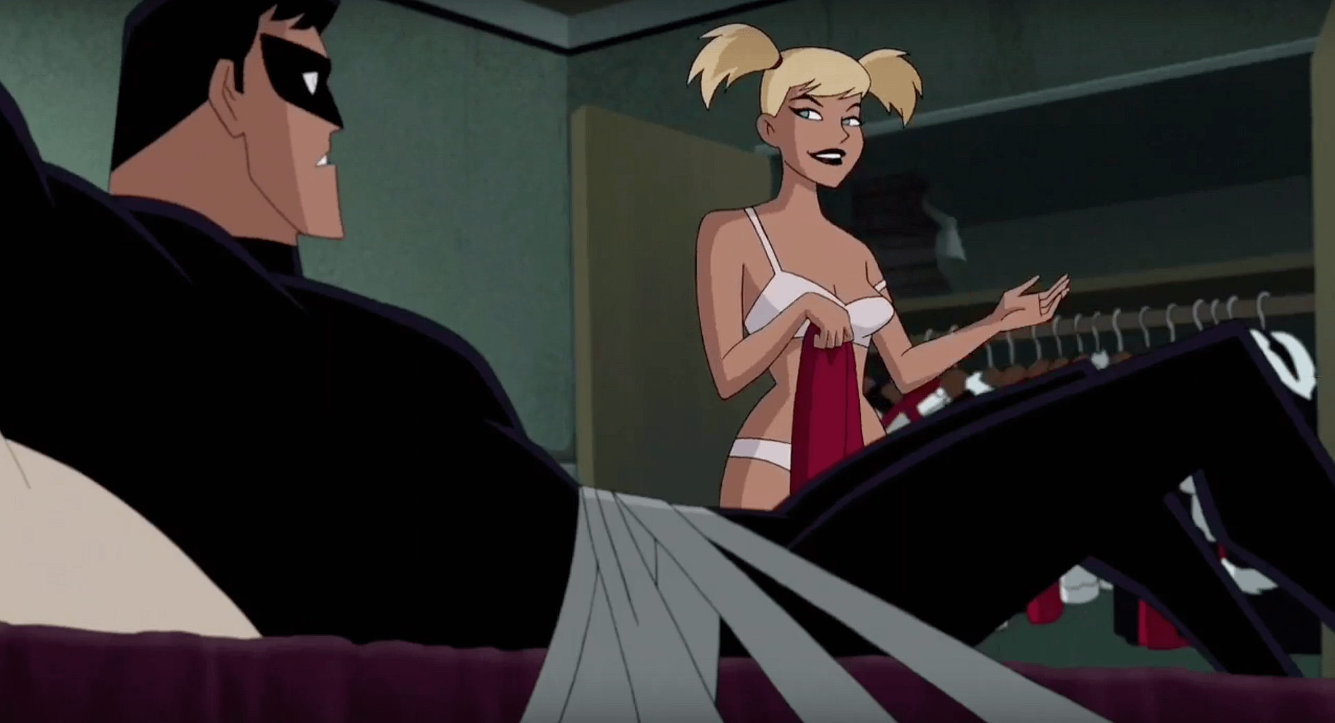 Watch The Nightwing Harley Sex Scene From Batman And