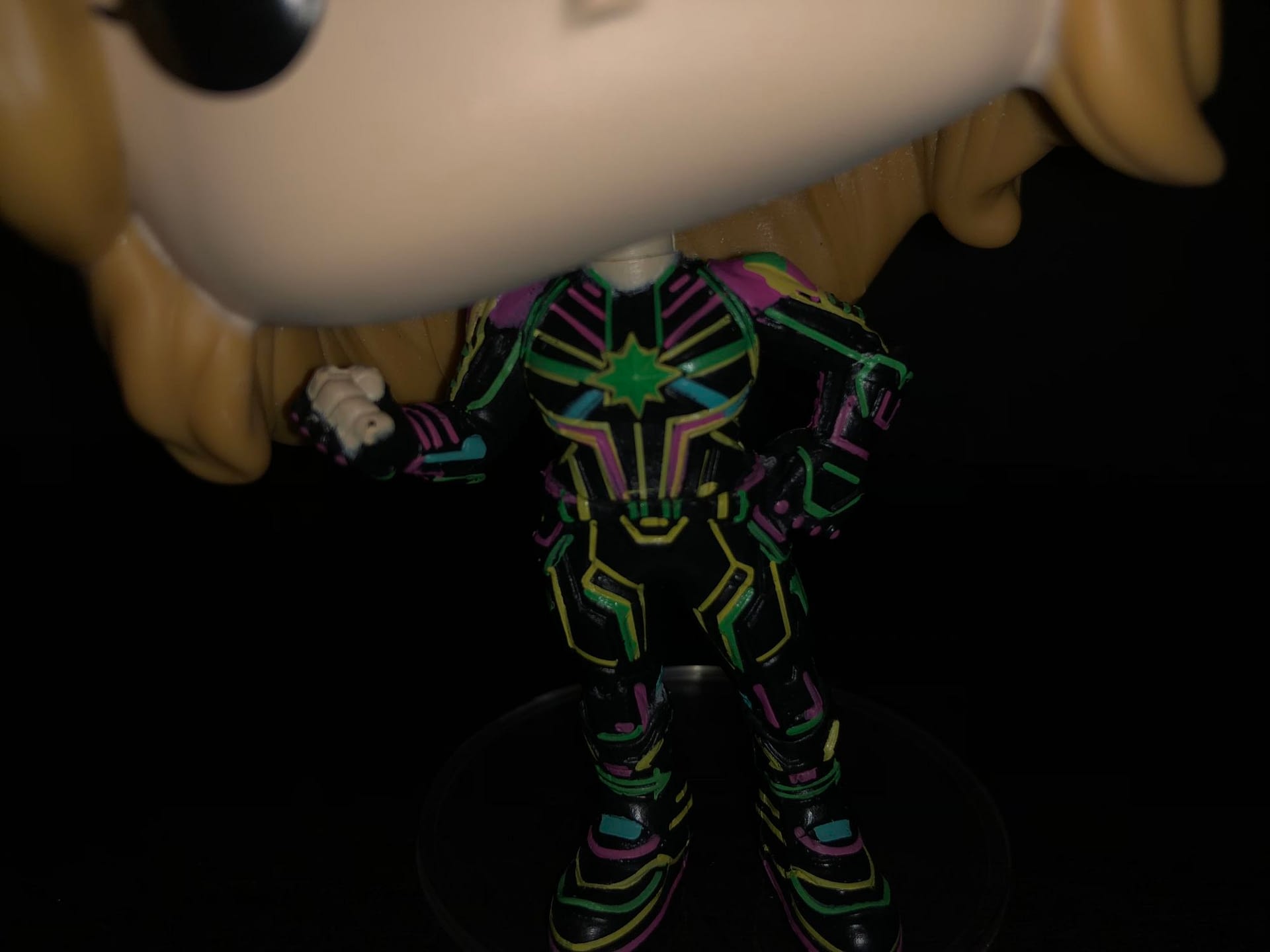 Let’s go Cosmic with Captain Marvel’s Neon Suit Funko Pop! [Review] 