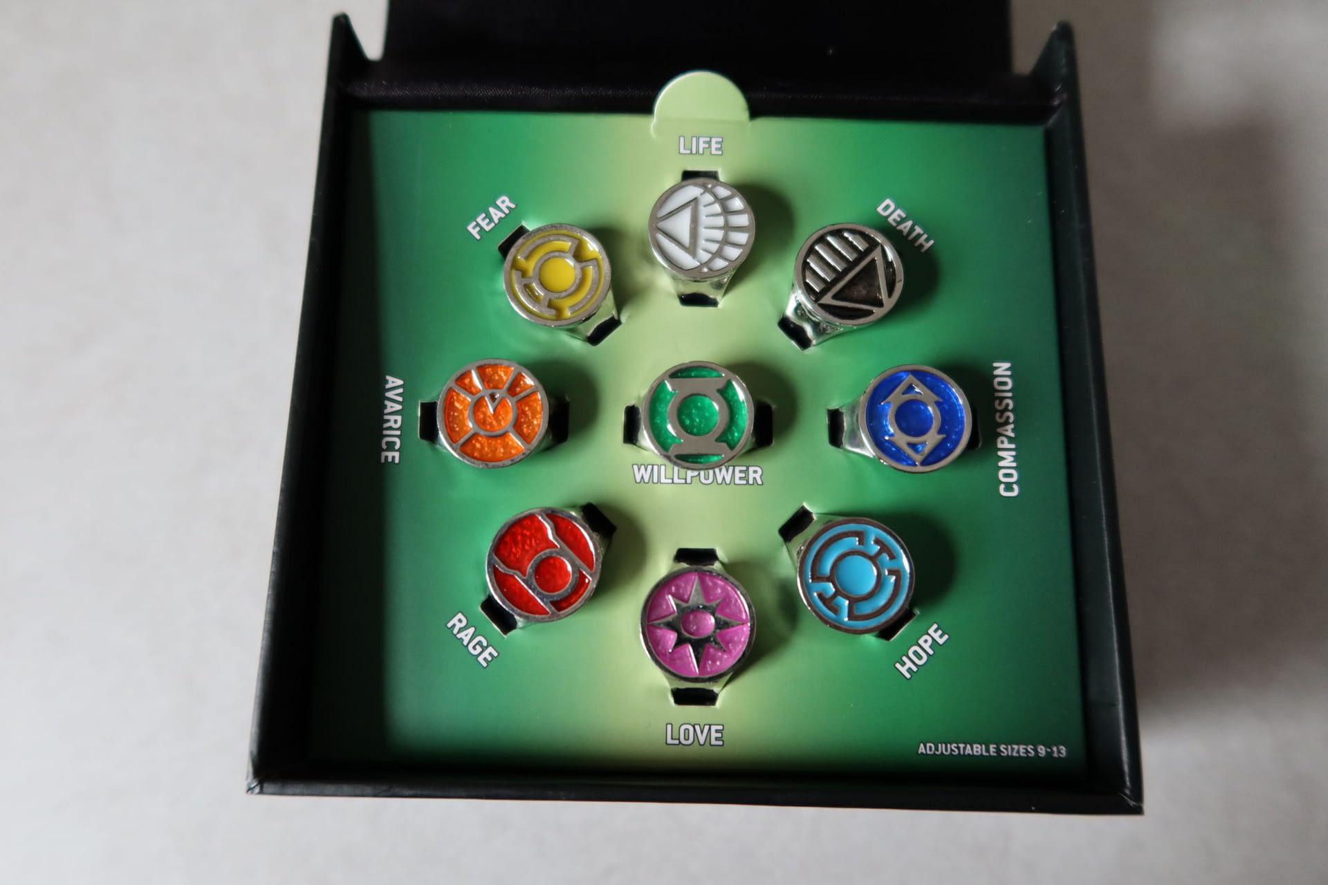 green lantern chess set